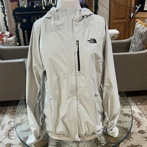 The North Face Women's Light Gray Ski Jacket